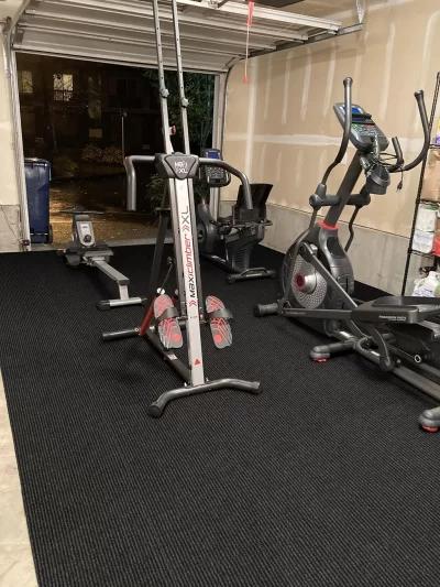 Workout-Garage-with-Equipment-R1