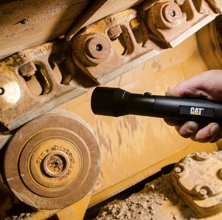 CAT Lighting 200 Lumen LED Aluminum Flashlight1 CAT Lighting 200 Lumen LED Aluminum Flashlight1