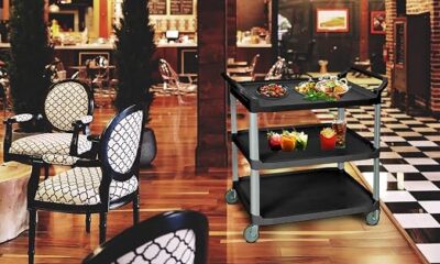 Luxor 3 Shelf Plastic Serving Cart with Aluminum Frame and Casters 200lb Weight Capacity (chariot de service en plastique à 3 étagères avec cadre en aluminium et roulettes) Luxor 3 Shelf Plastic Serving Cart with Aluminum Frame and Casters 200lb Weight Capacity (chariot de service en plastique à 3 étagères avec cadre en aluminium et roulettes)