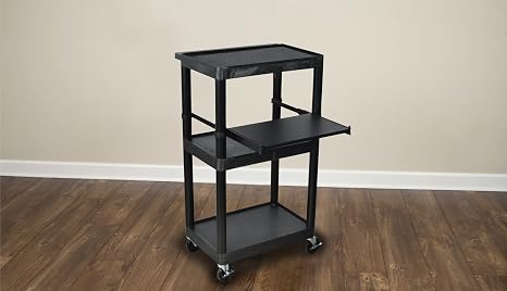 Chariot utilitaire Luxor à 3 étagères en plastique avec étagères plates, étagère latérale coulissante, 3 prises et cordon de 15 pi, capacité de poids de 400 lb, noir4 Chariot utilitaire Luxor à 3 étagères en plastique avec étagères plates, étagère latérale coulissante, 3 prises et cordon de 15 pi, capacité de poids de 400 lb, noir4