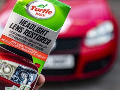 Turtle Wax Headlight Lens Restorer Kit with Heal & Seal Technology1