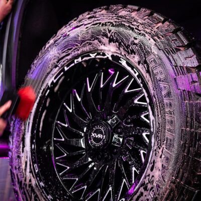 Turtle Wax x Mr. Cartoon All Tire Clean & Prep 946ml4