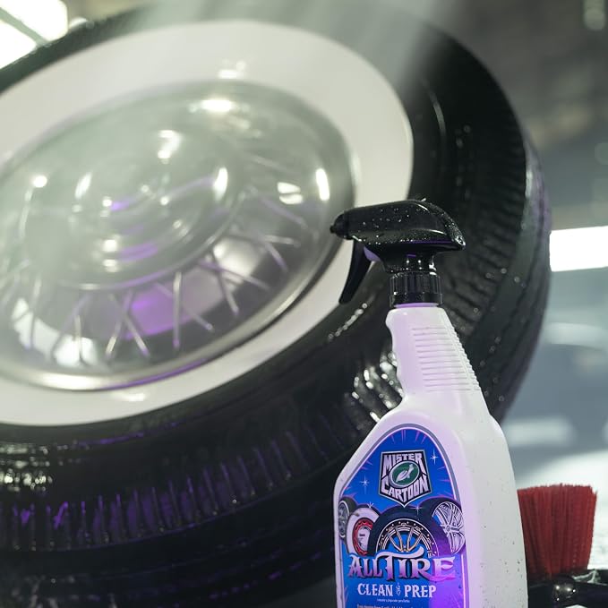 Turtle Wax x Mr. Cartoon All Tire Clean & Prep 946ml5