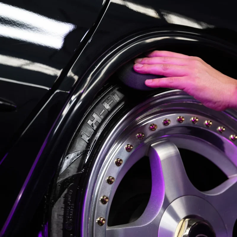 Turtle Wax x Mr. Cartoon Tire Shine Aerosol 396g2