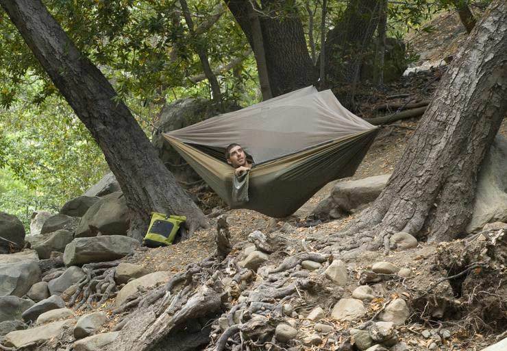 Grand Trunk Skeeter Beeter Pro Mosquito Net Hammock lifestyle