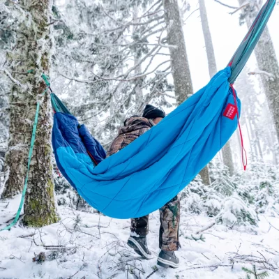 Grand Trunk Thermaquilt 3 in 1 Blanket, Sleeping Bag, and Hammock Underquilt.LIfestyle