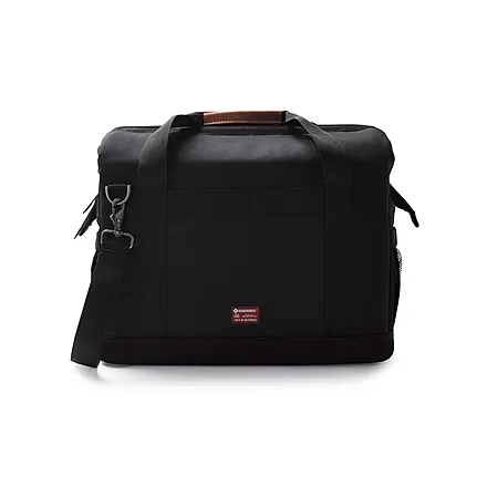 Barebones Water Resistant Medium Medic Style Cooler Bag 1.2cu ft3 Barebones Water Resistant Medium Medic Style Cooler Bag 1.2cu ft3