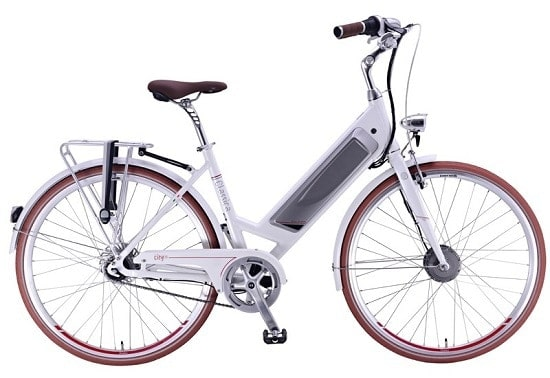 Benelli Classica LX Electric City Bike with 250W Motor and Vintage Style - White