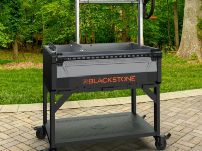 Blackstone Bronco Series Open Flame Grill with Soft Cover and Coal Rake1.webp